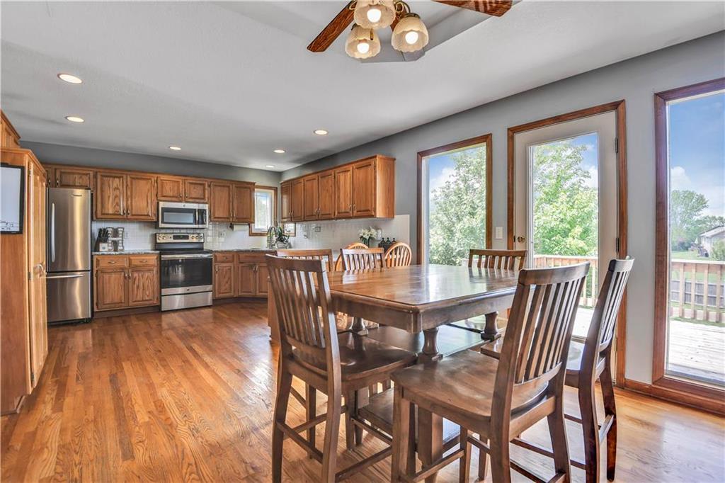 210 W Colleen Court