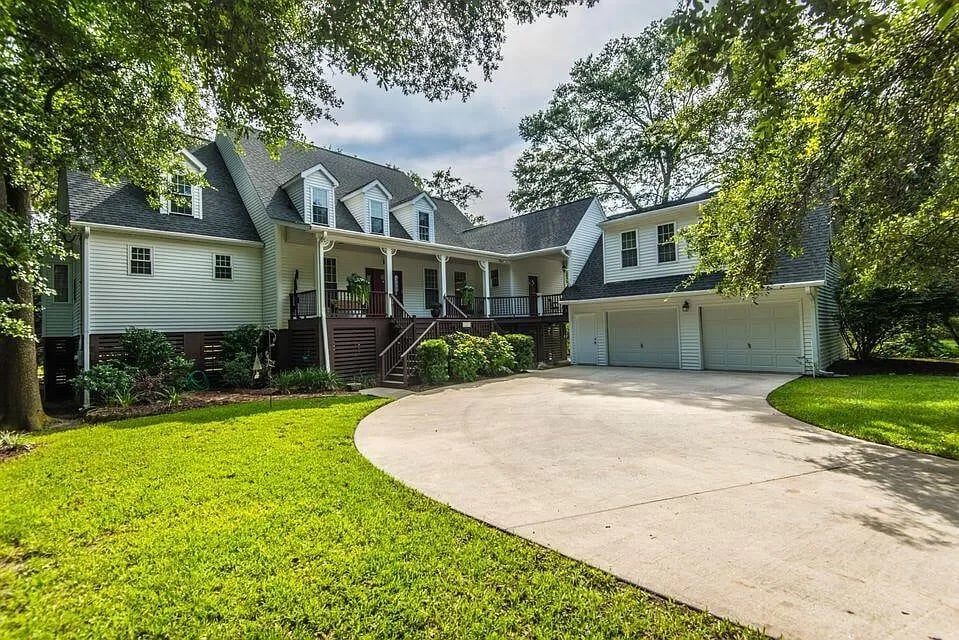 1223 Midvale Ave