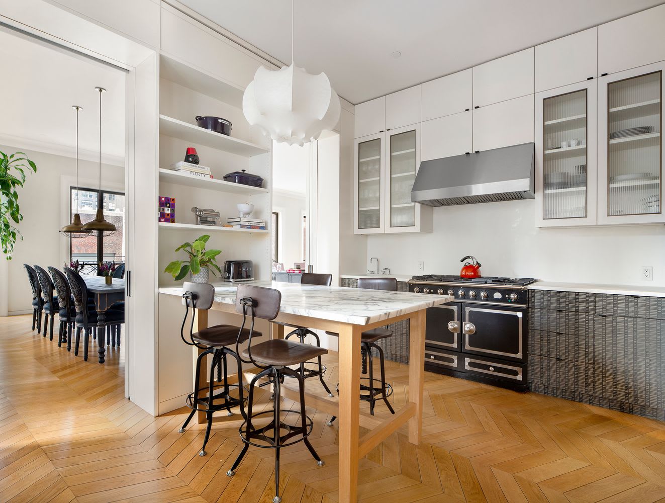560 West 24th Street, Unit 2