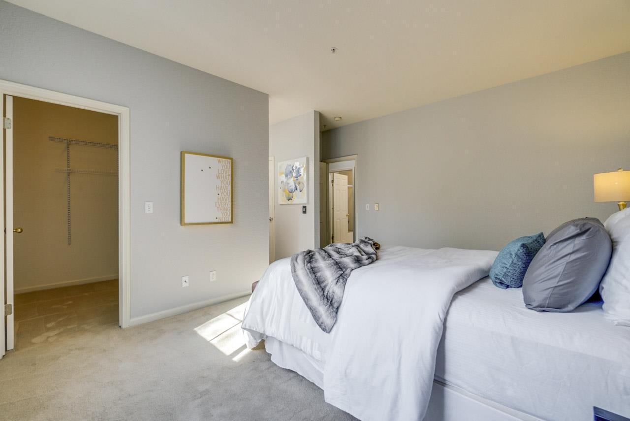 250 Santa Fe Terrace #205