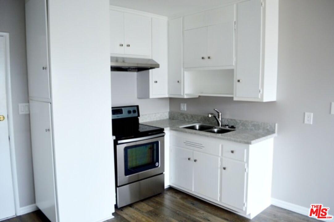 527 Avenue G # C