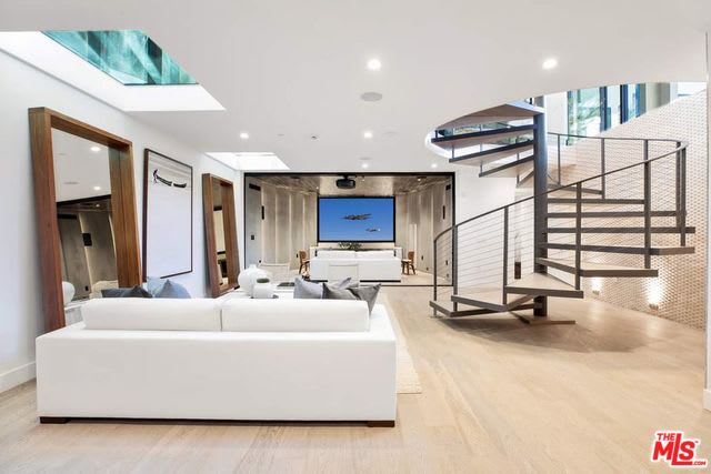 Cascade House