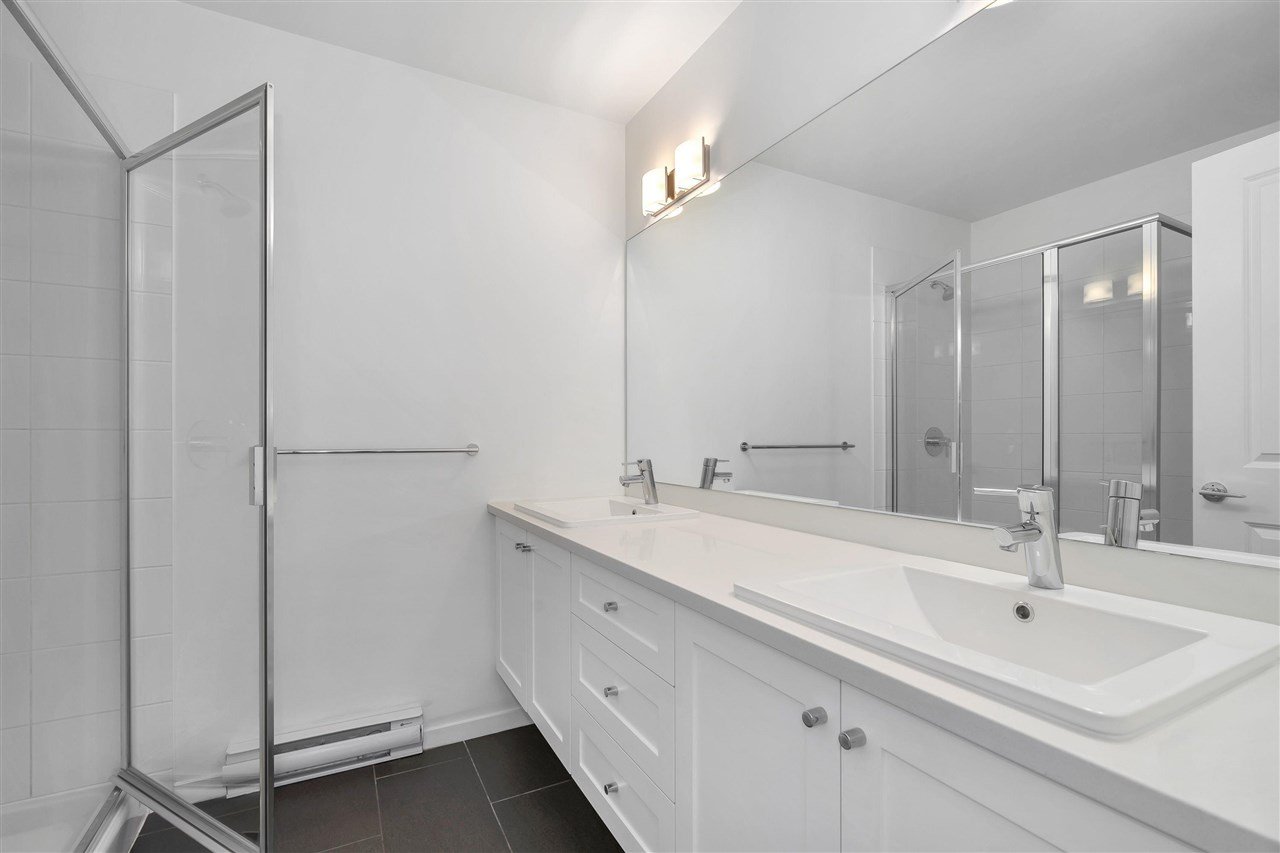 81-16678 25 Ave
