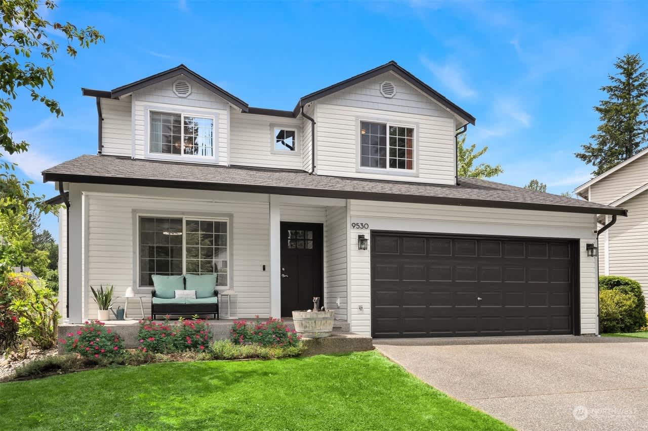 9530 17th Pl NE