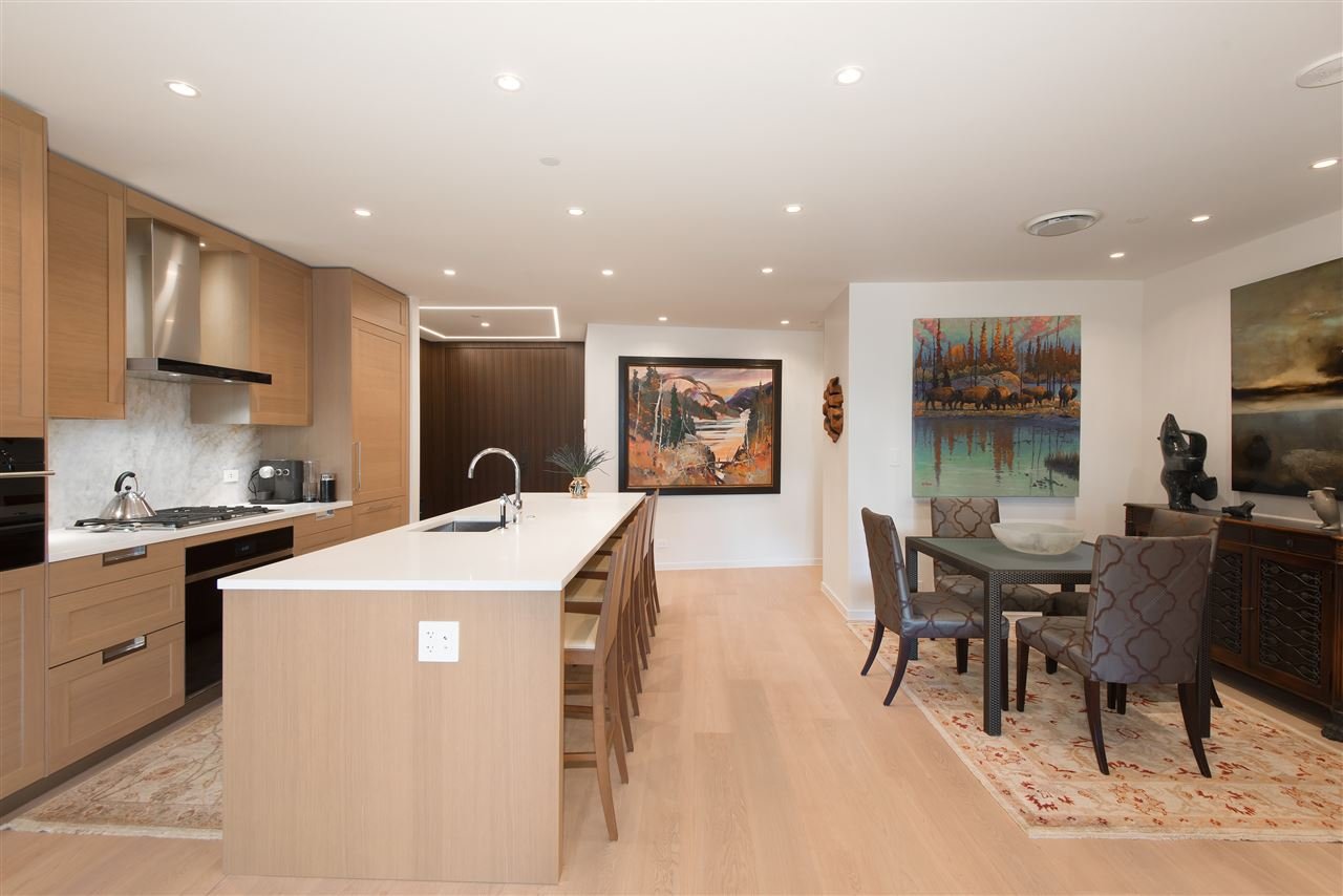 309-1355 Bellevue Ave