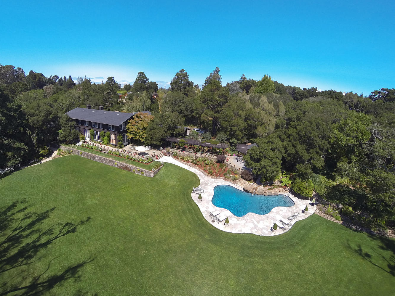 383 Sierra Dr