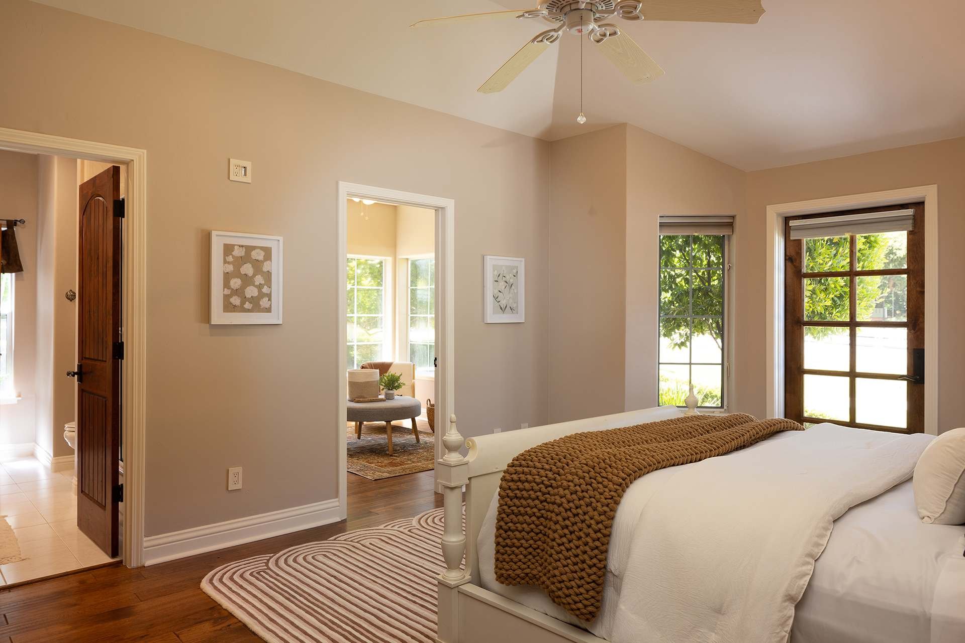 Stunning Equestrian Estate - 6 Sleepy Hollow Dr
