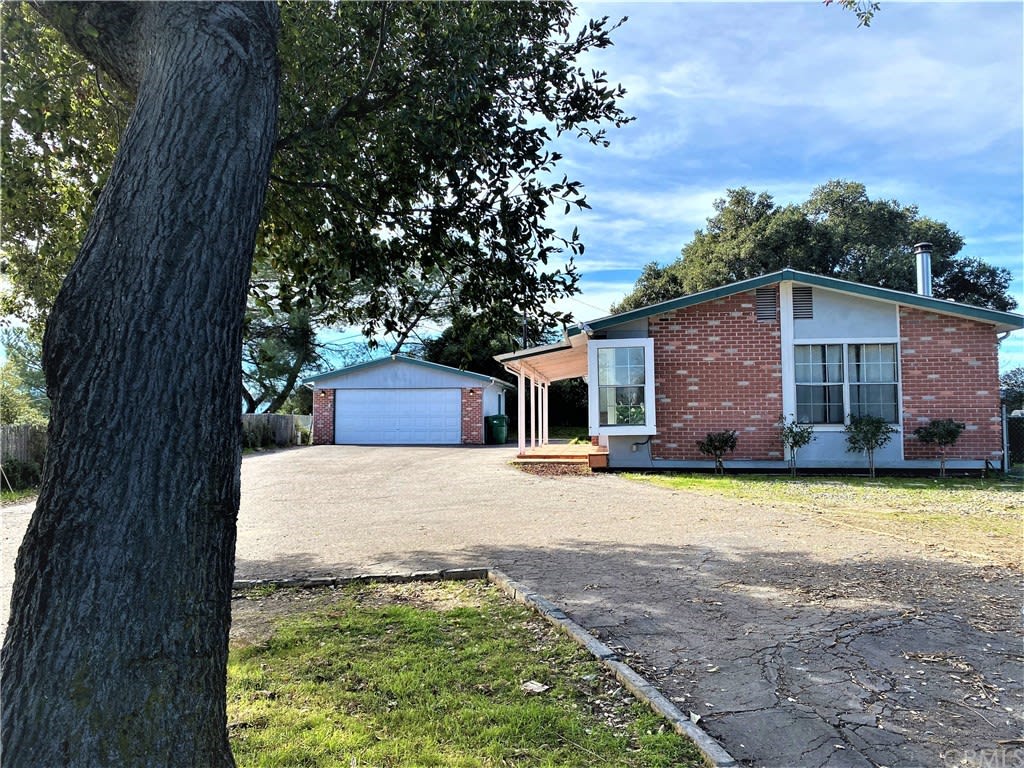 4591 San Anselmo Rd