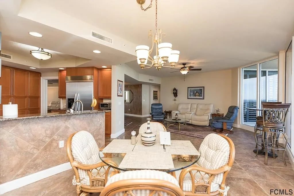 7 Ave De La Mer APT 501