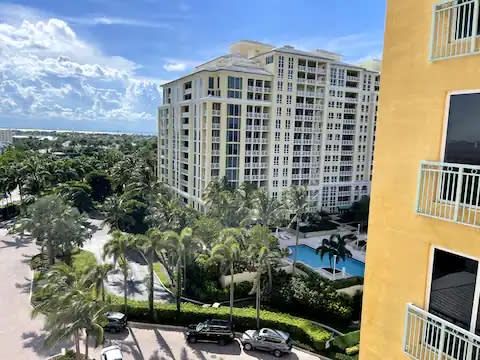 455 Grand Bay Dr Unit 762 Key Biscayne