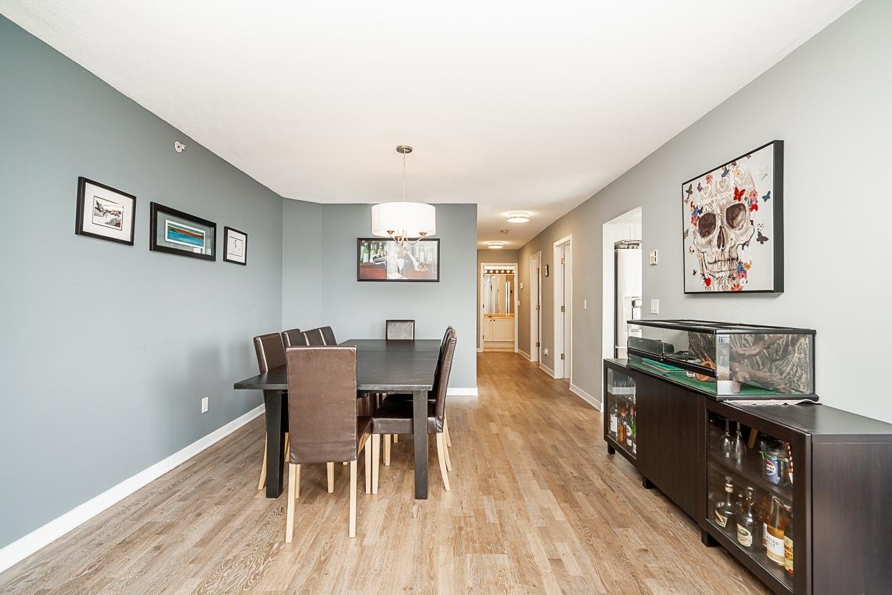 701-1185 Quayside Dr