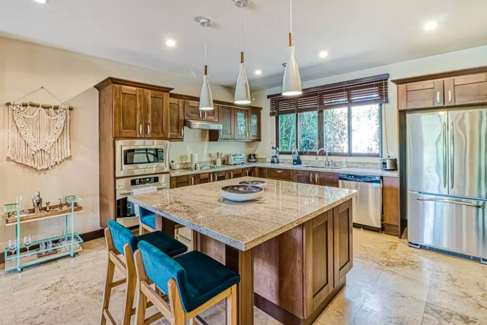 Exclusive Furnished Coastal Condo, Papagayo, Guanacaste