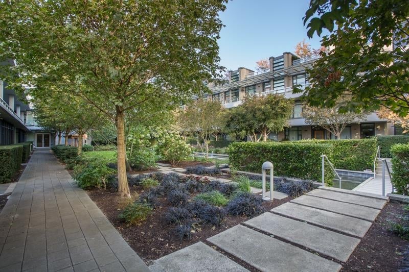 305-1633 Ontario Street, Vancouver