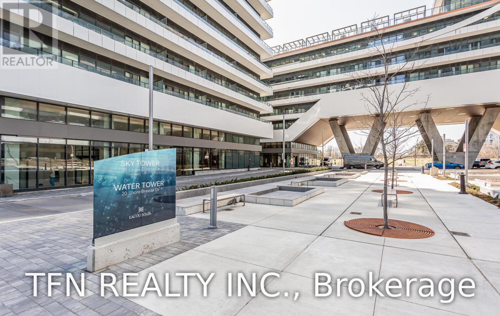 20 Shore Breeze Drive, 211 