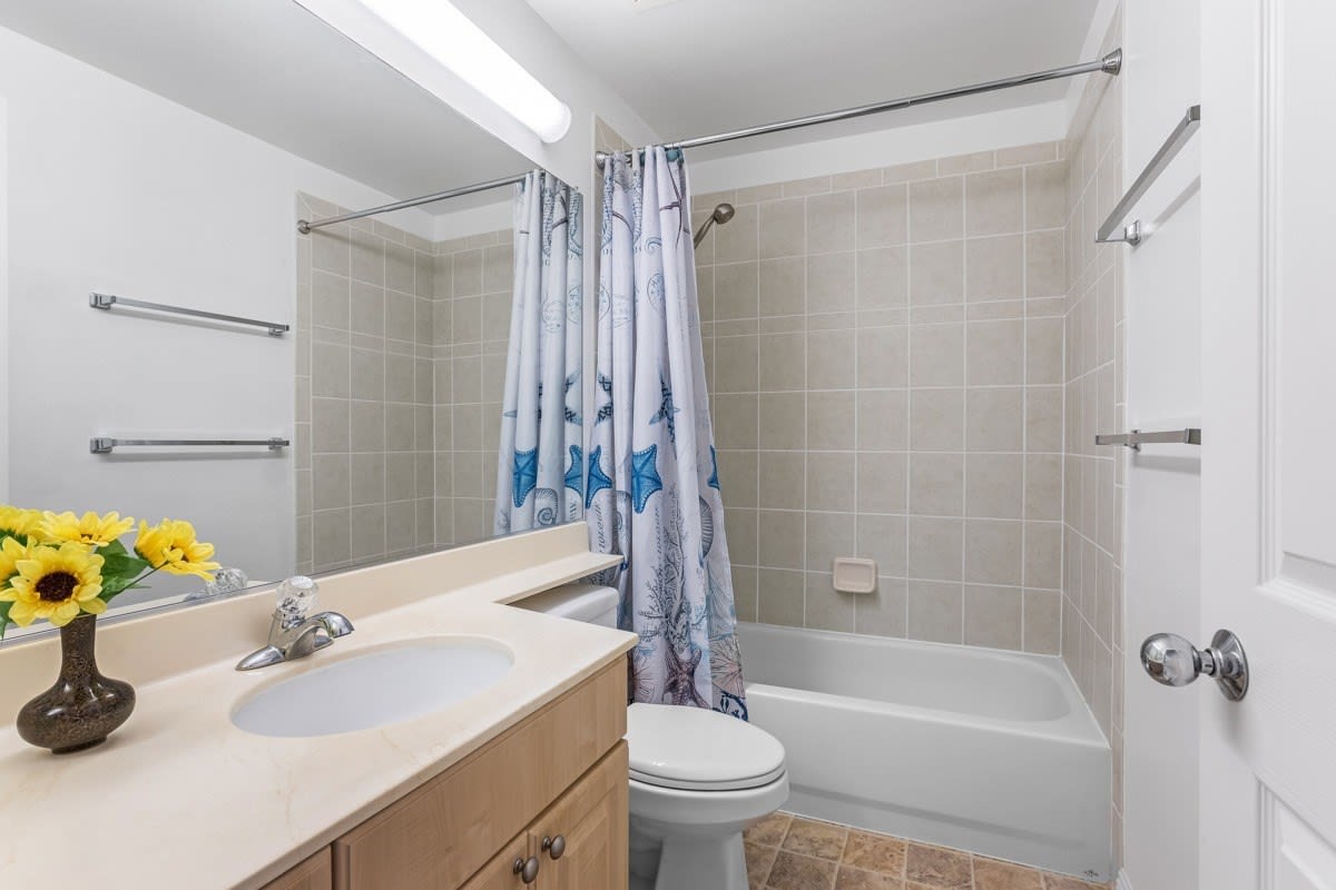 75-6009 Alii Drive, Unit F22