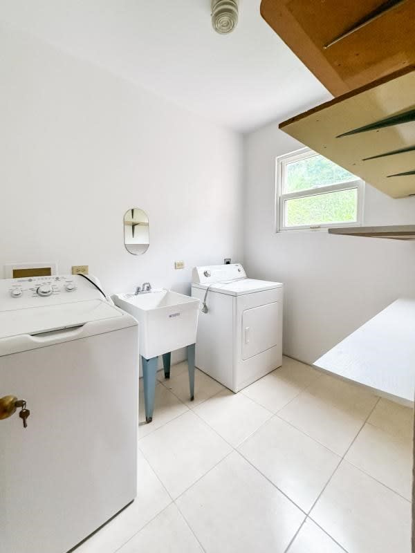 946 Horsepath 2 Bedroom Apartment