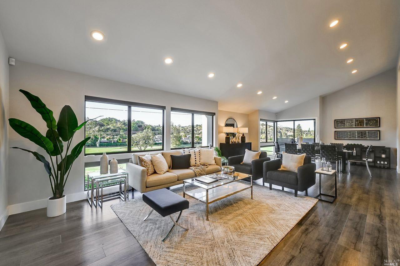 241 Fairway Dr