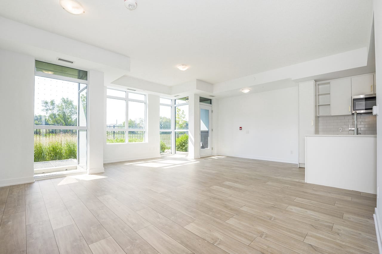 251 Manitoba St Unit: 117