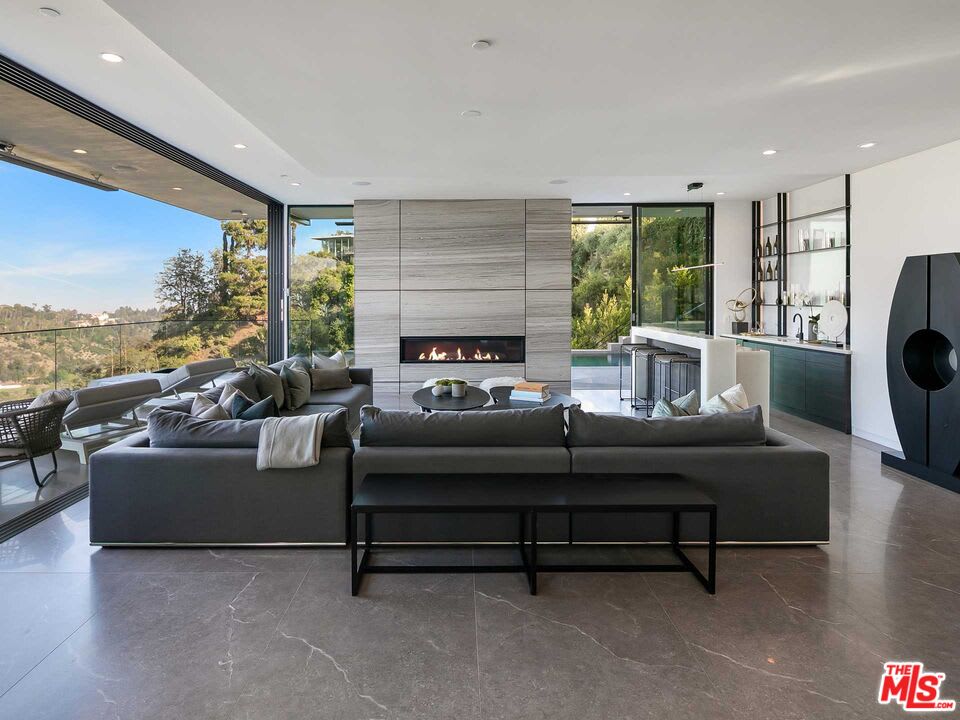 Legacy House