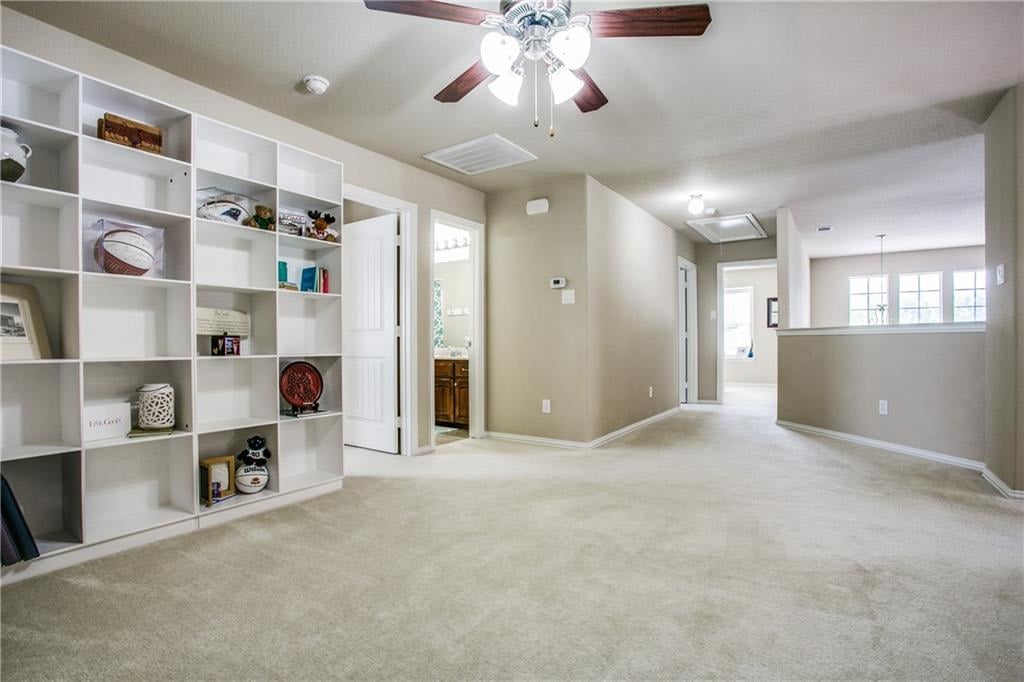 2709 Triangle Leaf Dr