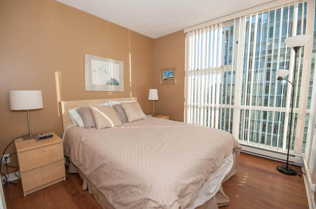 2201-1077 Marinaside Crescent, Vancouver