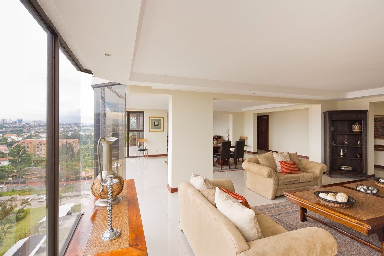 Spacious Mountain View Condo, Escazu, San Jose
