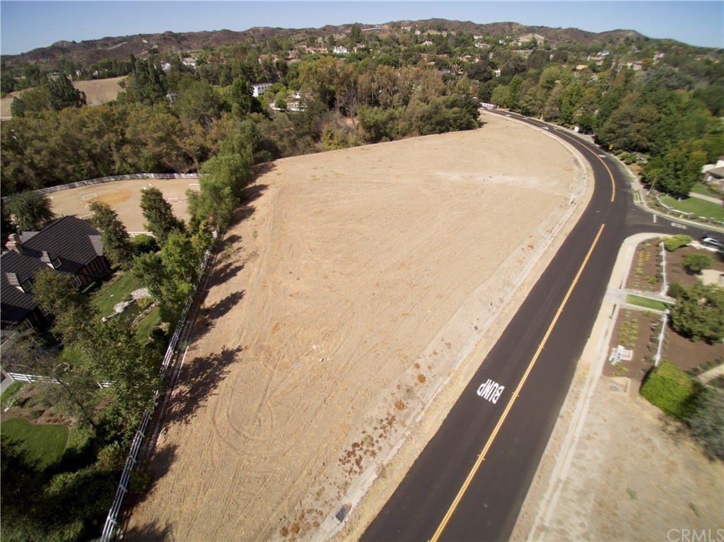 31572 TRIGO Trail
