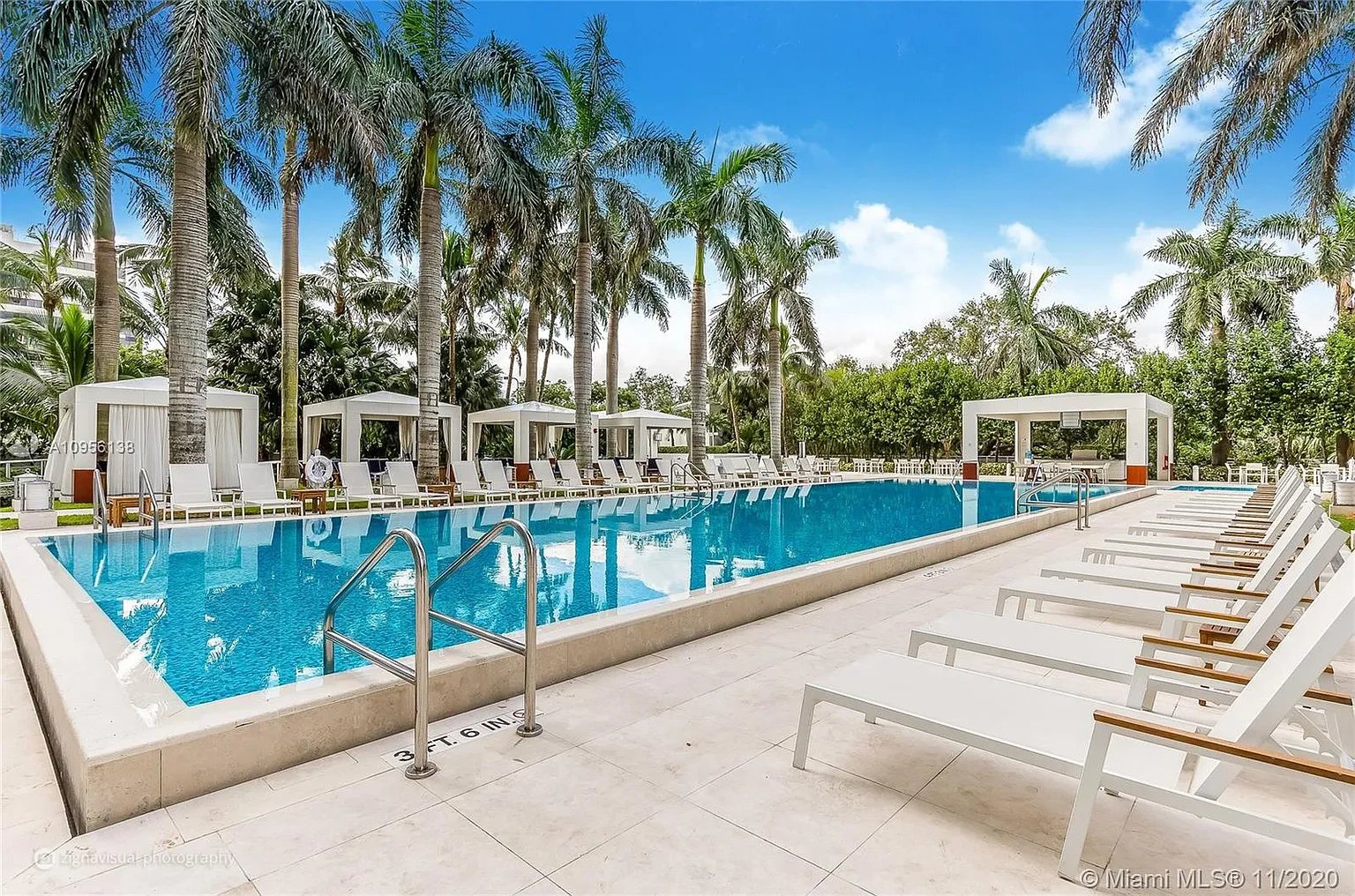 2627 S Bayshore Dr APT #1802