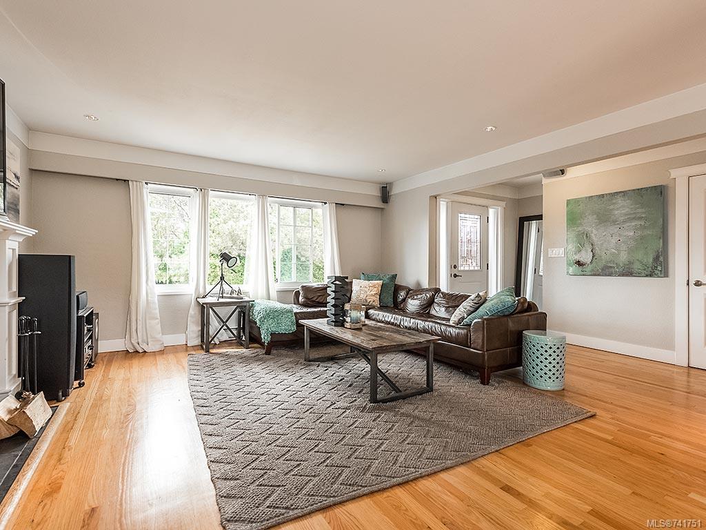 3913 Ansell Rd, Saanich