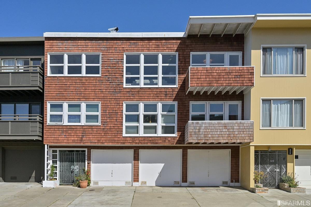 46 Heather Ave