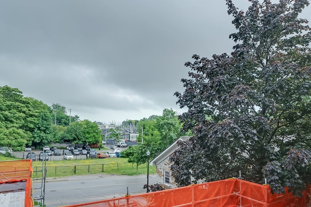 100 Lakeshore Road E Unit: 505