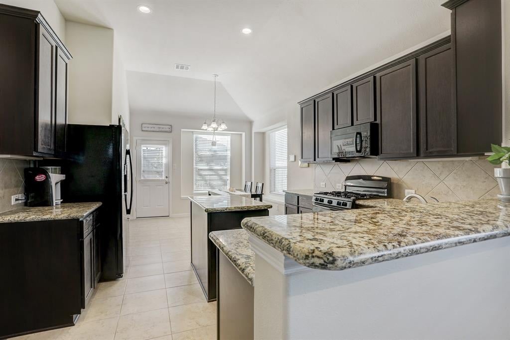2125 Sand Ridge Dr