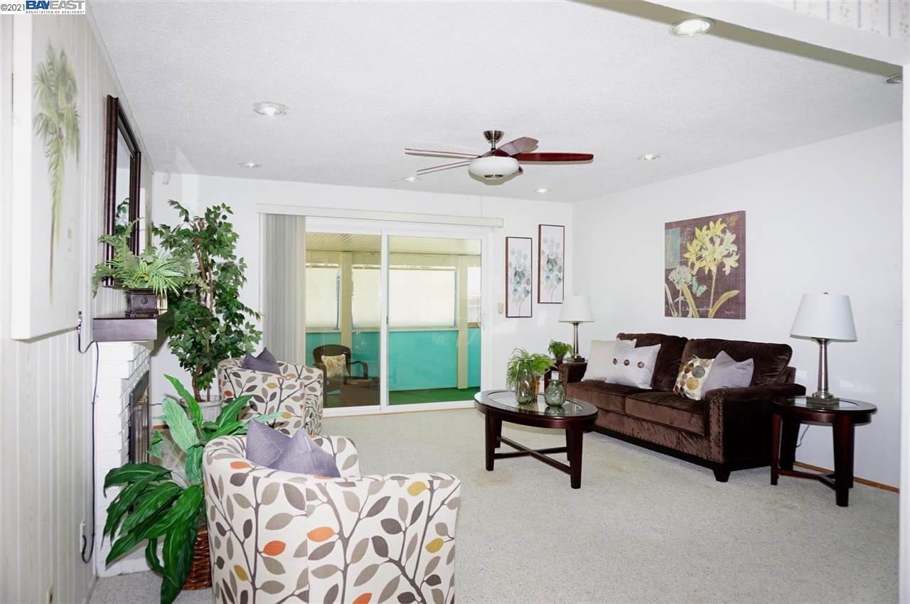 1157 Park Heights Dr