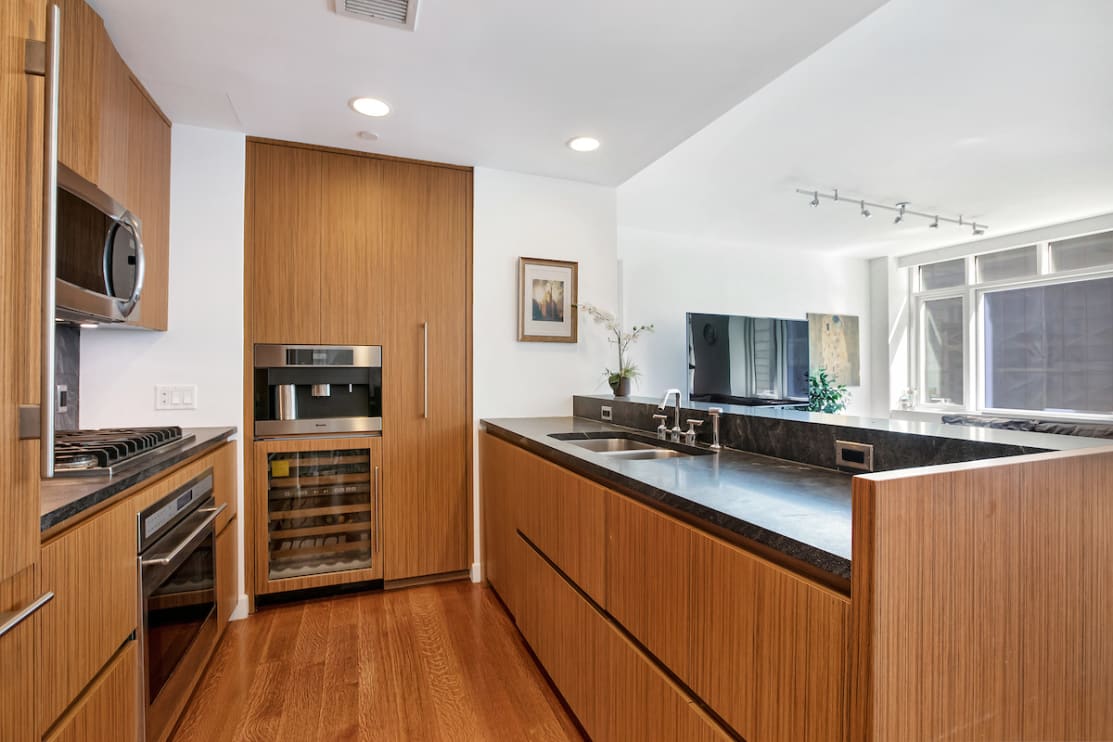 323 Park Ave S, #3B