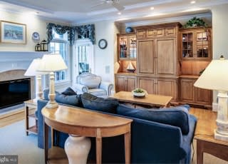 509 HARLEQUIN LN
