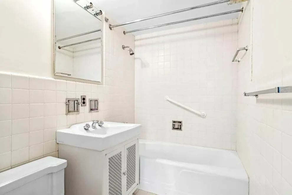 175 East 62nd Street #7C