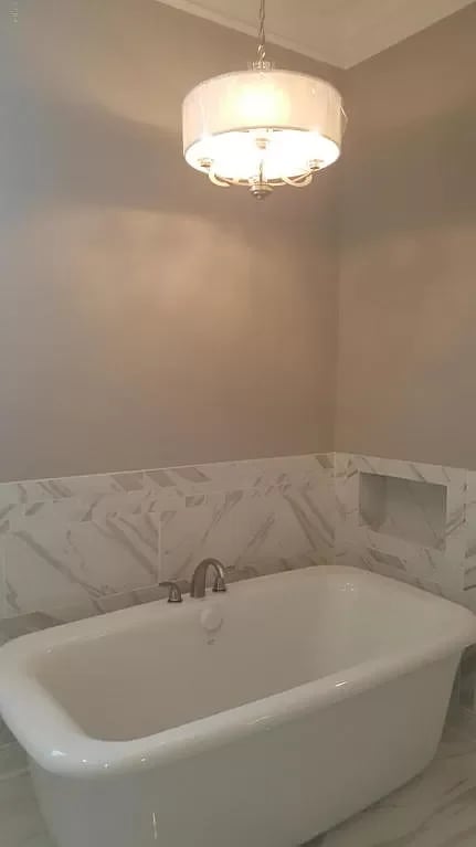 2404 PELICAN BAY Court