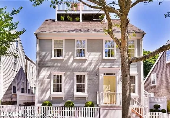 109 Main St