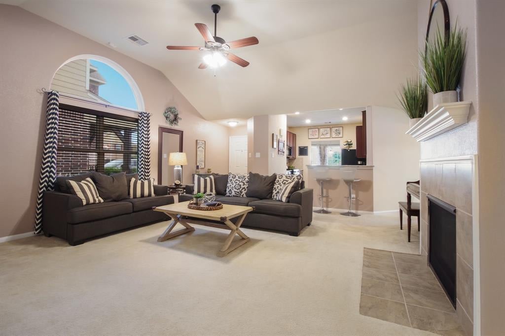 14918 Holland Grove Ct