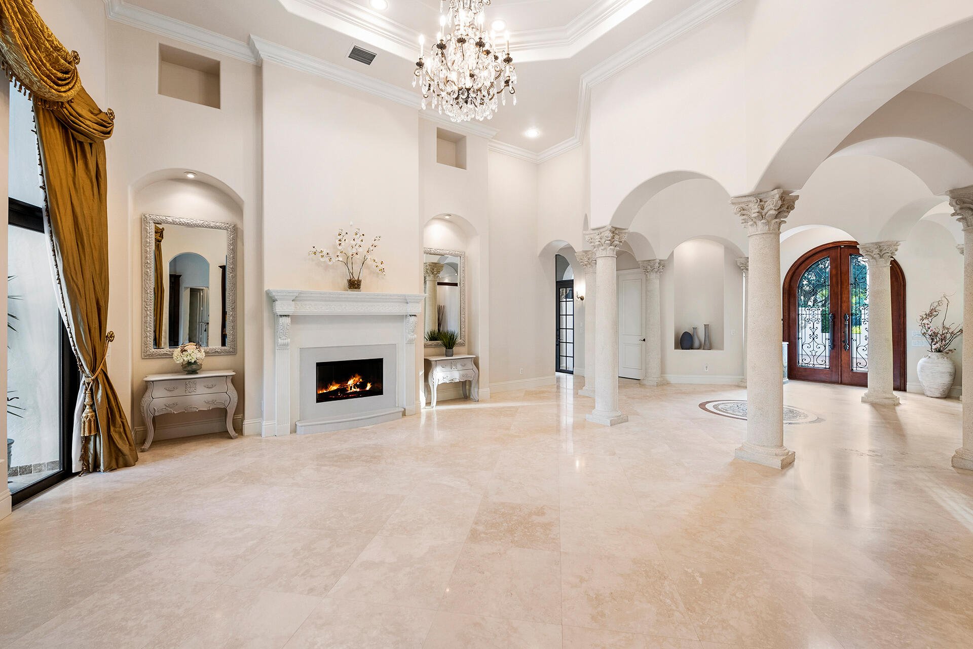 8060 Twin Lake Drive