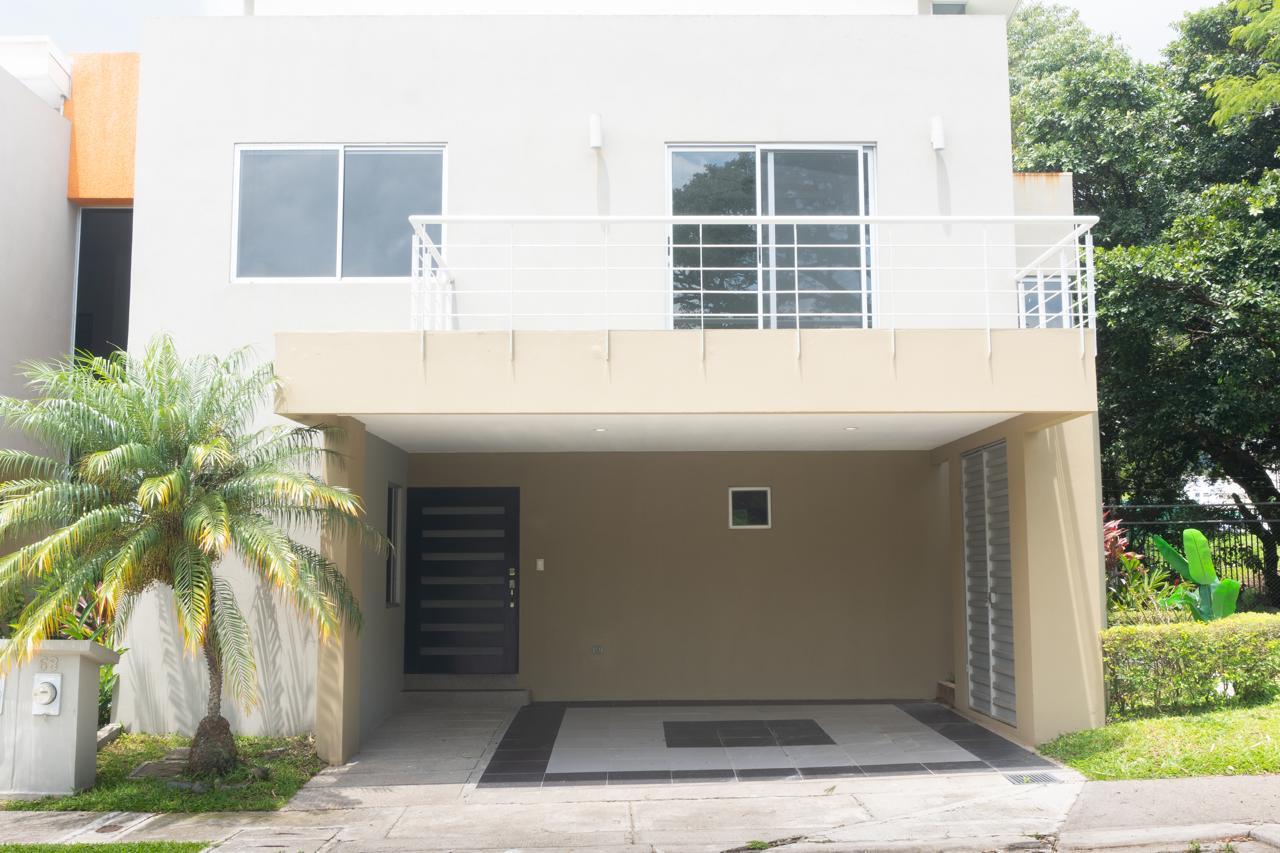 Contemporary Corner Gated Home, Santa Ana, San Jose