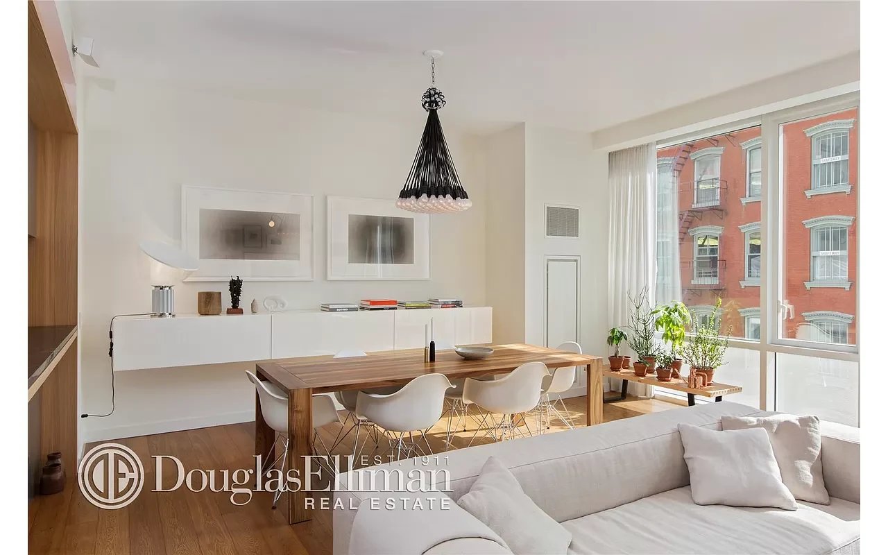 311 West Broadway, 4E