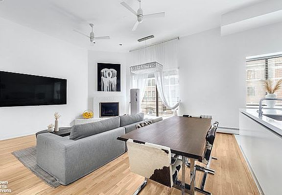 19 Bond Street Unit: 4A