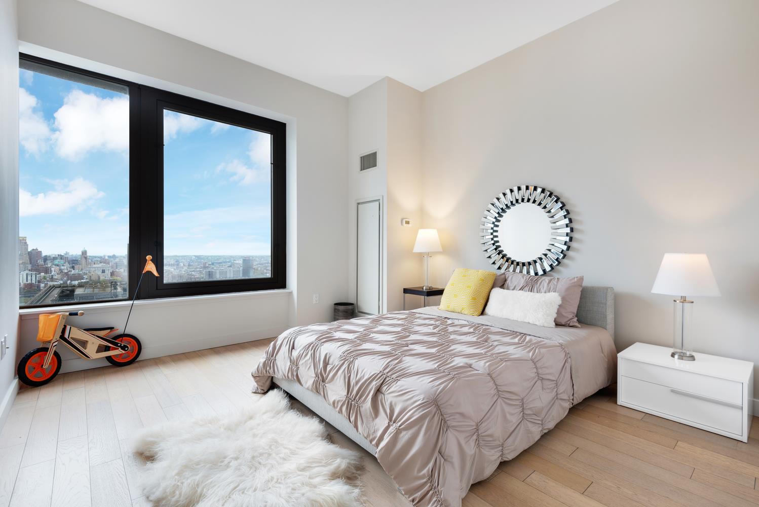 75 Wall Street, Apt 34-O