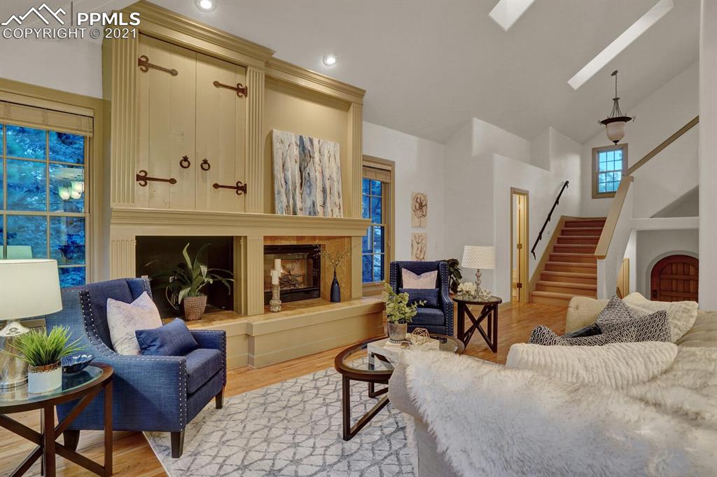 1275 Log Hollow Point