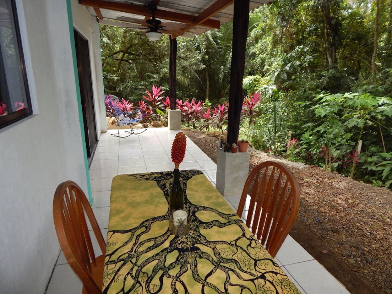 Rainforest Yoga Studio Apartments, Jaco, Puntarenas