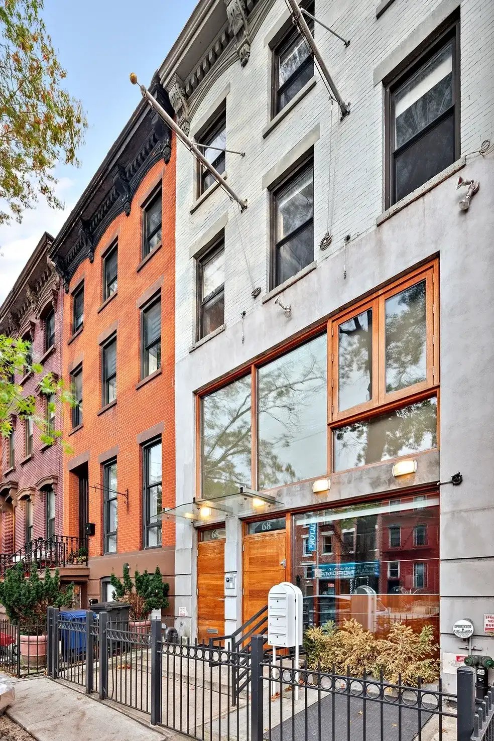 68 Lafayette Ave
