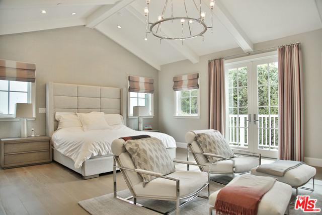10334 Lorenzo Drive