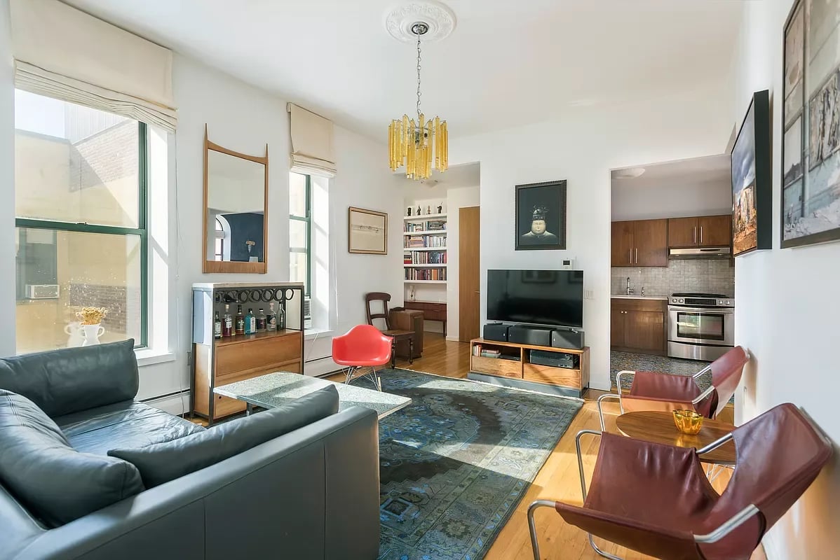 370 West 118th Street Unit: 5A