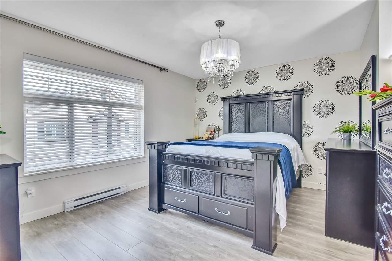 1-14377 60 Avenue, Surrey